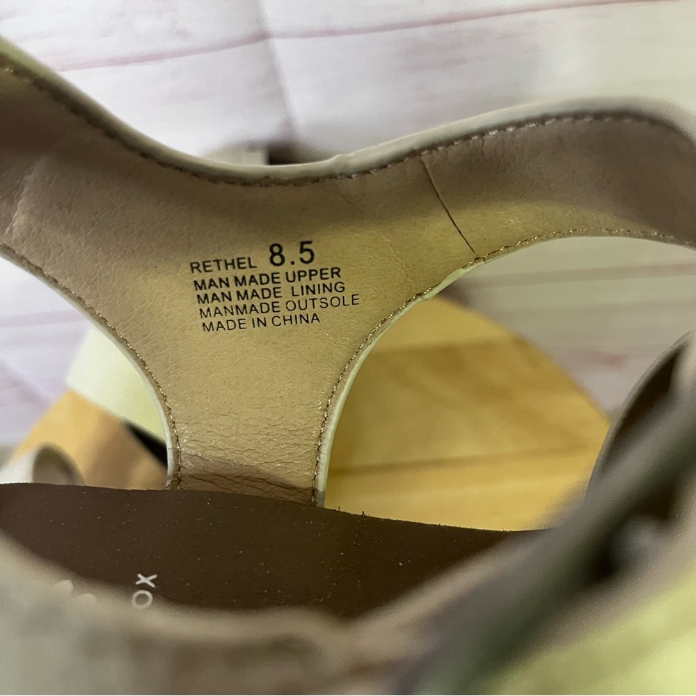 Yellow Box‎ Rethel Flatform Clogs Size 8.5 - Picture 2 of 9